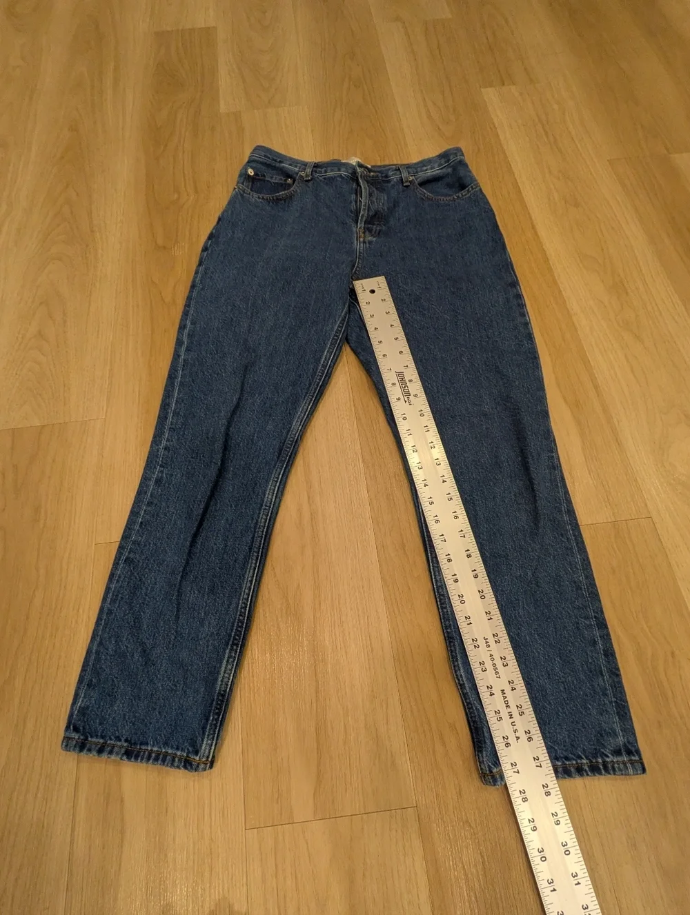 Everlane Cheecky 90s Jean Size 30 Regular